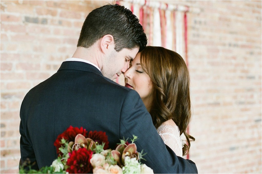 Brique-Boutique-Bites-Chicago-Wedding_021.jpg