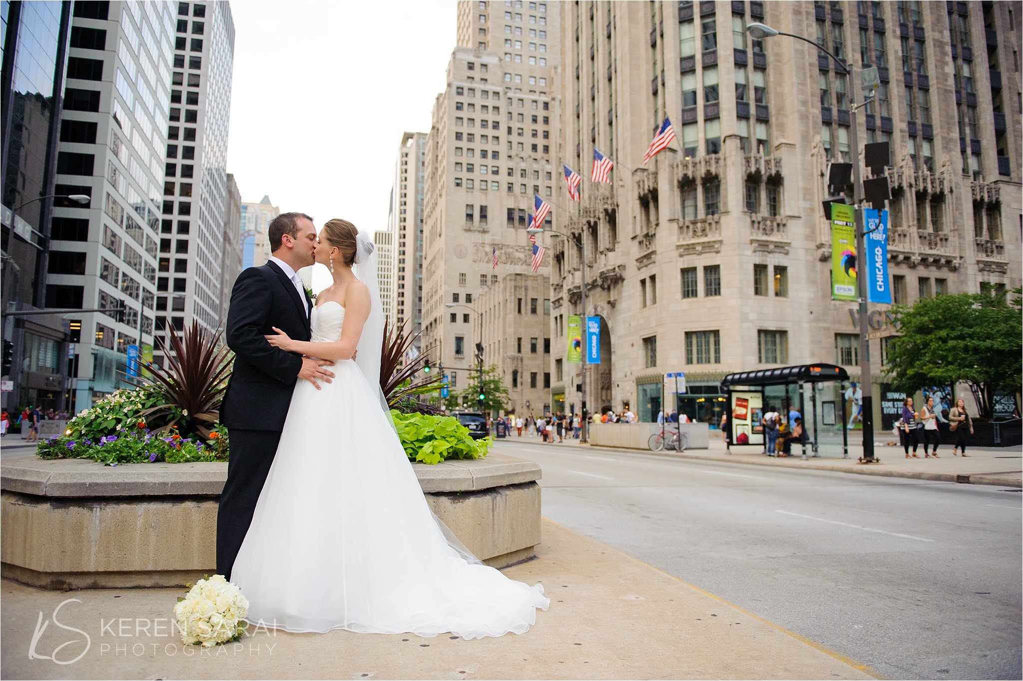 Michigan Avenue_Chicago Wedding Photography_0094.jpg
