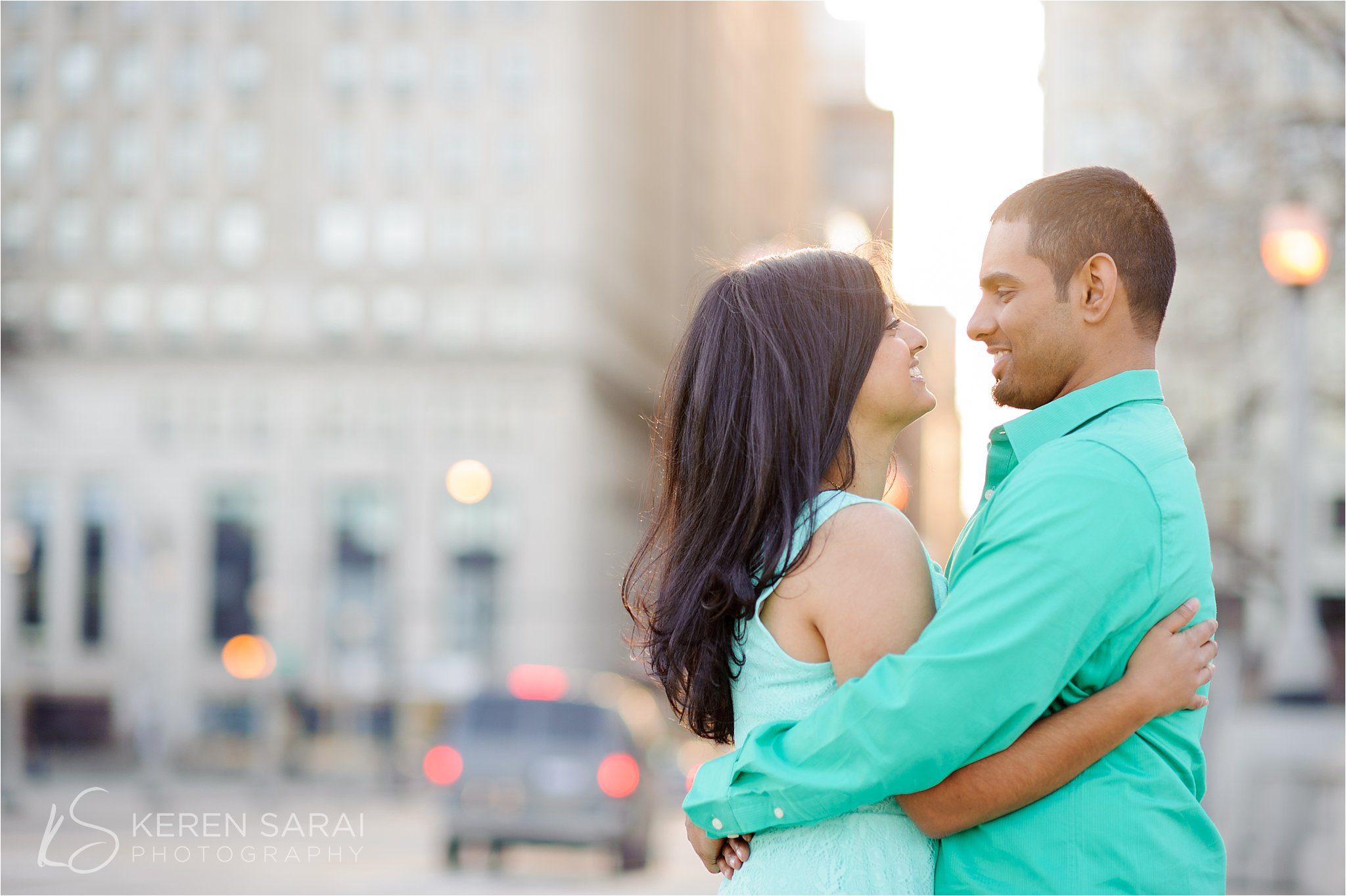 Downtown-Chicago-Engagement-Session_005.jpg