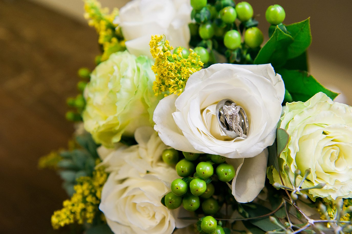 rings in bouquet